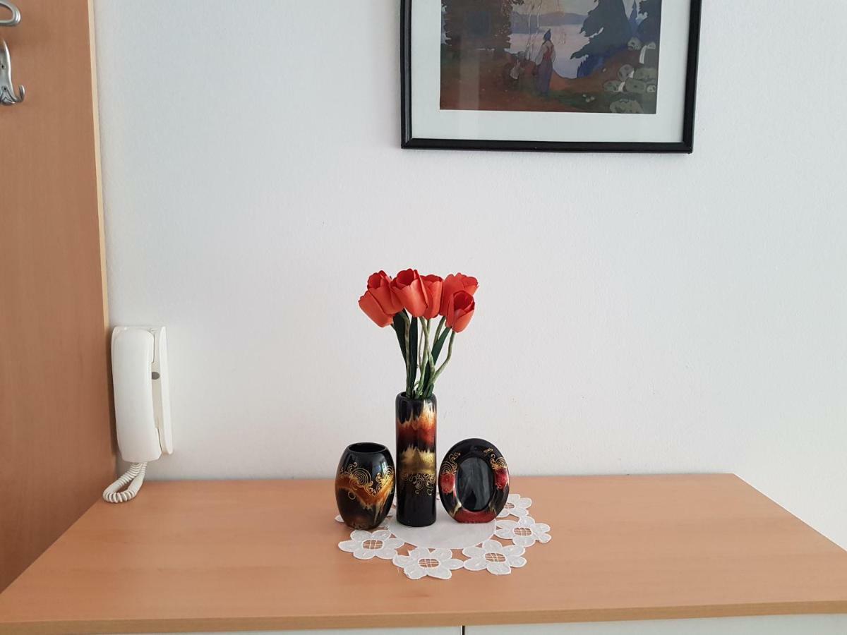 Apartment Smile Baska Voda Bagian luar foto